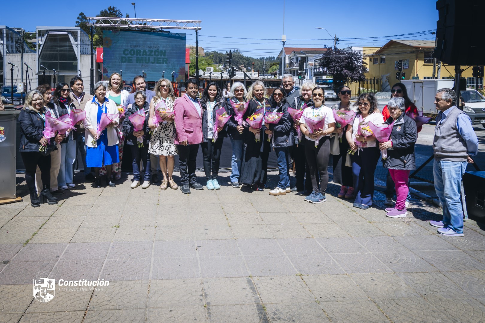 ALCALDE DE CONSTITUCIÓN CELEBRA CIERRE ANUAL DEL PROGRAMA CORAZÓN DE MUJER Y ANUNCIA CONTINUIDAD PARA 2026.