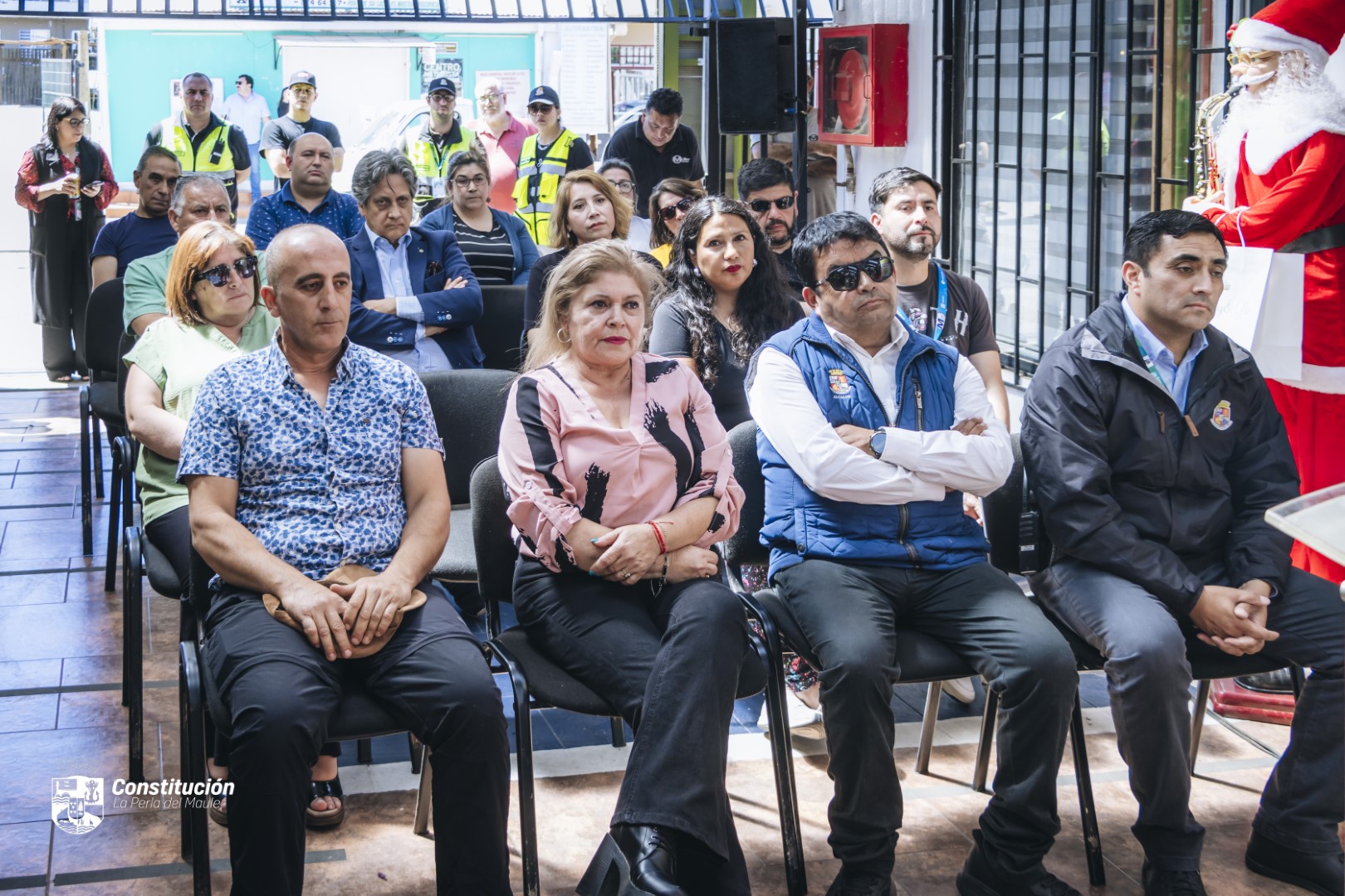 ALCALDE DE CONSTITUCIÓN LANZA "BOTÓN DE EMERGENCIA": UNA INICIATIVA QUE ENTREGA MÁS SEGURIDAD PARA EL COMERCIO LOCAL EN CONSTITUCIÓN