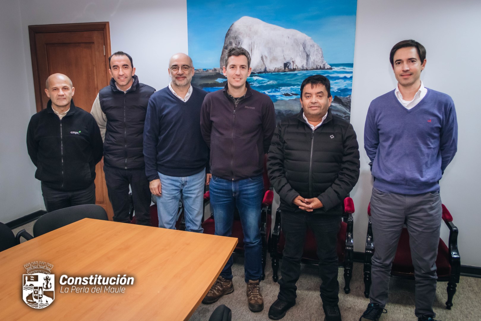ALCALDE DE CONSTITUCIÓN Y CMPC AVANZAN EN ACUERDO POR TERRENOS PARA SOLUCIONES HABITACIONALES.
