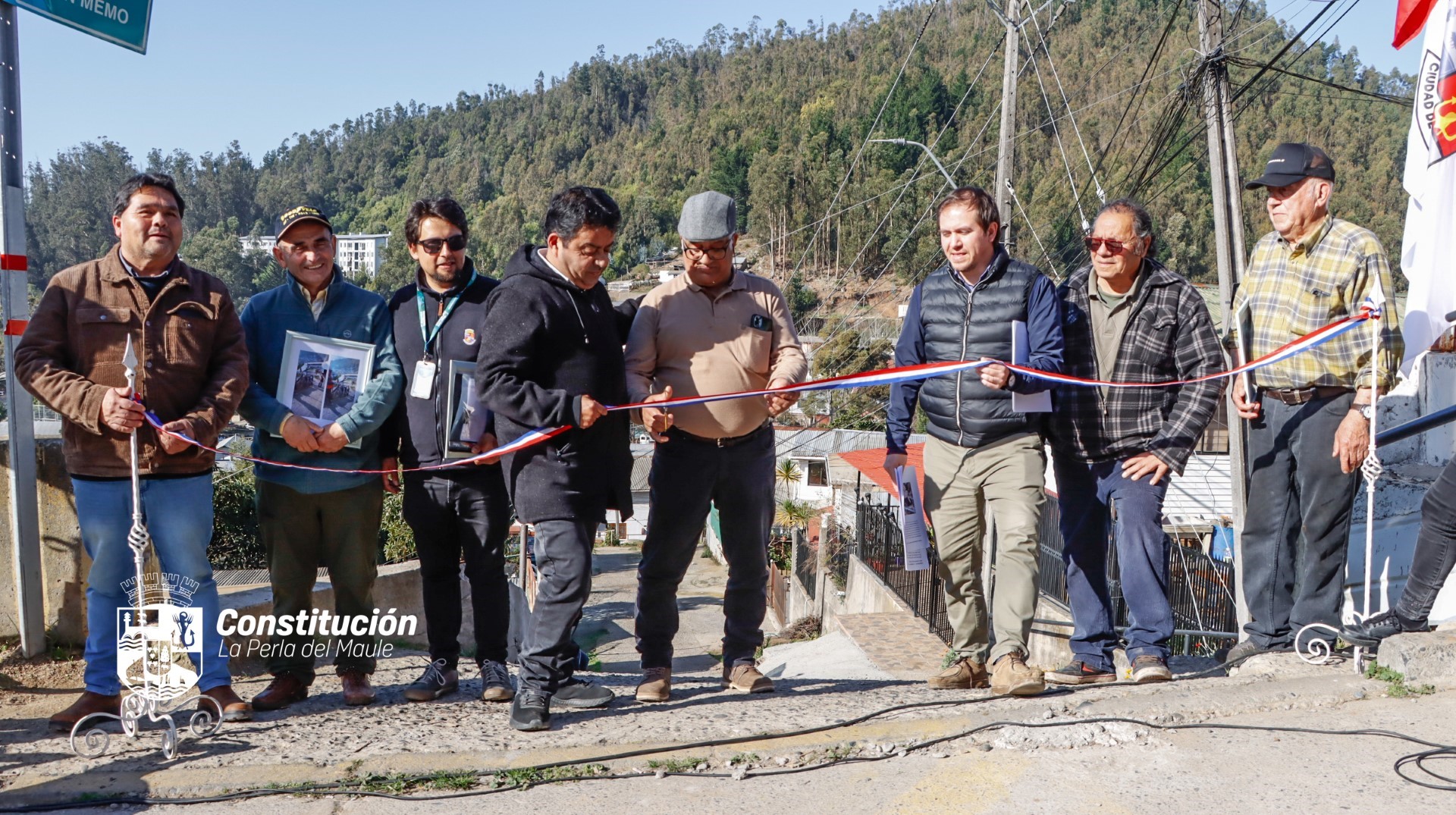 CONSTITUCIÓN FORTALECE LA SEGURIDAD VIAL EN IGNACIO CARRERA PINTO CON LA ENTREGA DE MURO DE CONTENCIÓN EN PASAJE DON MEMO