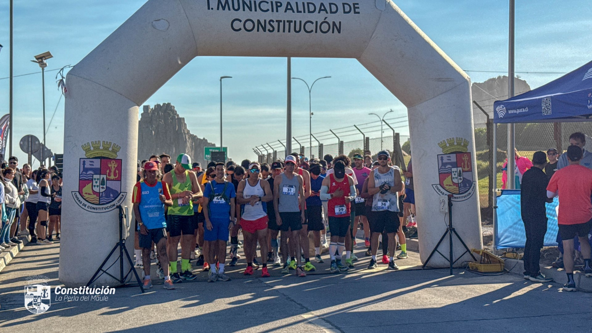 ÉXITO EN LA SEGUNDA VERSIÓN DE LA MEDIA MARATÓN EN CONSTITUCIÓN: CORPORACIÓN DE DEPORTES REUNIÓN 700 CORREDORES DE DIVERSAS COMUNAS