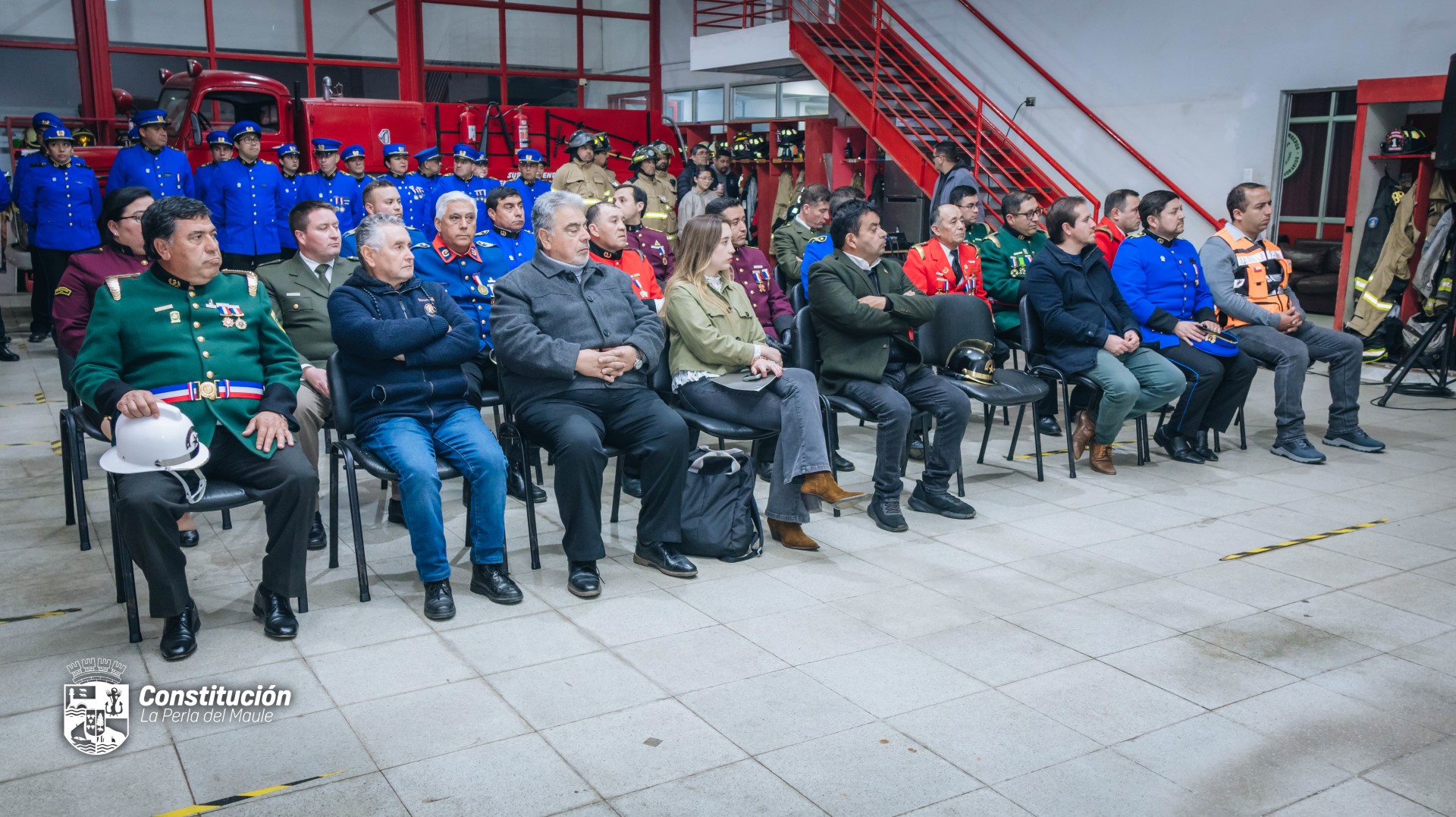 MUNICIPALIDAD DE CONSTITUCIÓN Y ARAUCO CONCRETAN IMPORTANTE APORTE PARA BOMBEROS CON LA ENTREGA DE NUEVO CARRO BOMBA A LA SEGUNDA COMPAÑÍA DE CONSTITUCIÓN