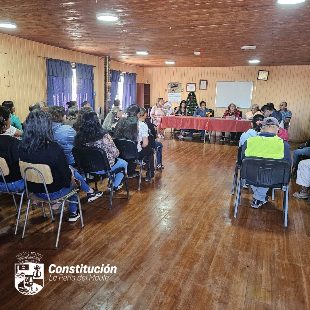 REUNIÓN CON VECINOS DE SAN RAMÓN TRATANDO PROBLEMÁTICAS DEL SECTOR