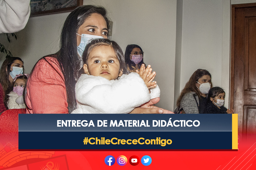 ENTREGAN MATERIAL DIDATICO A FAMILIAS DE CHILE CRECE CONTIGO