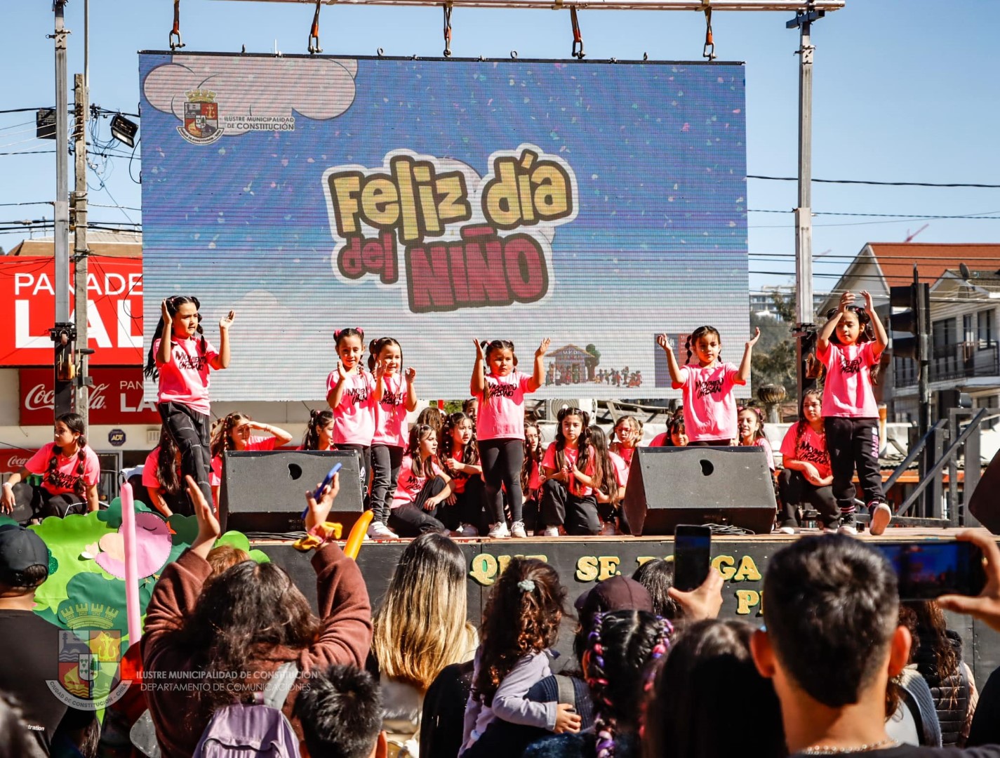CELEBRACIÓN DEL DÍA DEL NIÑO EN CONSTITUCIÓN
