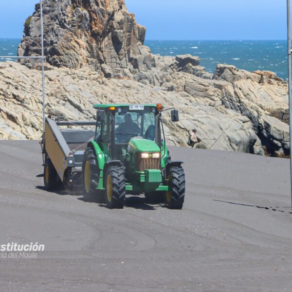 CONSTITUCIÓN INICIA LA LIMPIEZA DE PLAYAS PARA EL VERANO 2025