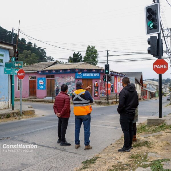 REINSTALAN Y MODERNIZAN SEMÁFORO UBICADO EN ESQUINA DE O’HIGGINS CON…