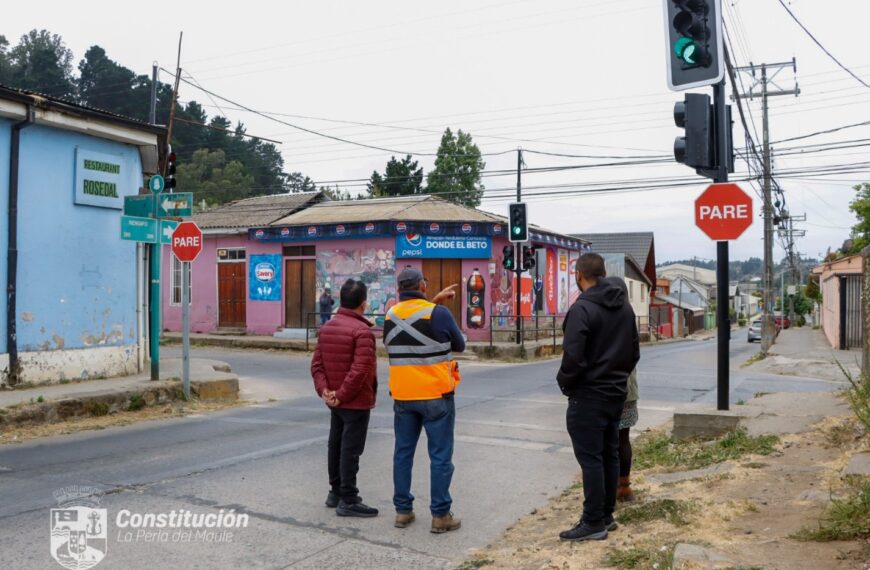 REINSTALAN Y MODERNIZAN SEMÁFORO UBICADO EN ESQUINA DE O’HIGGINS CON…