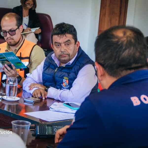 ALCALDE DE CONSTITUCIÓN CARLOS VALENZUELA GAJARDO FORMULÓ LLAMADO A LA…