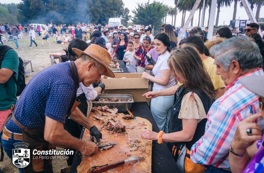 MASIVA CONCURRENCIA EN LA FIESTA DEL CORDERO AL FARO EN LA COMUNA DE CONSTITUCIÓN