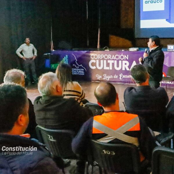 CONSTITUCIÓN REFUERZA SU PLAN COMUNAL DE EMERGENCIA CON UN CONVERSATORIO…