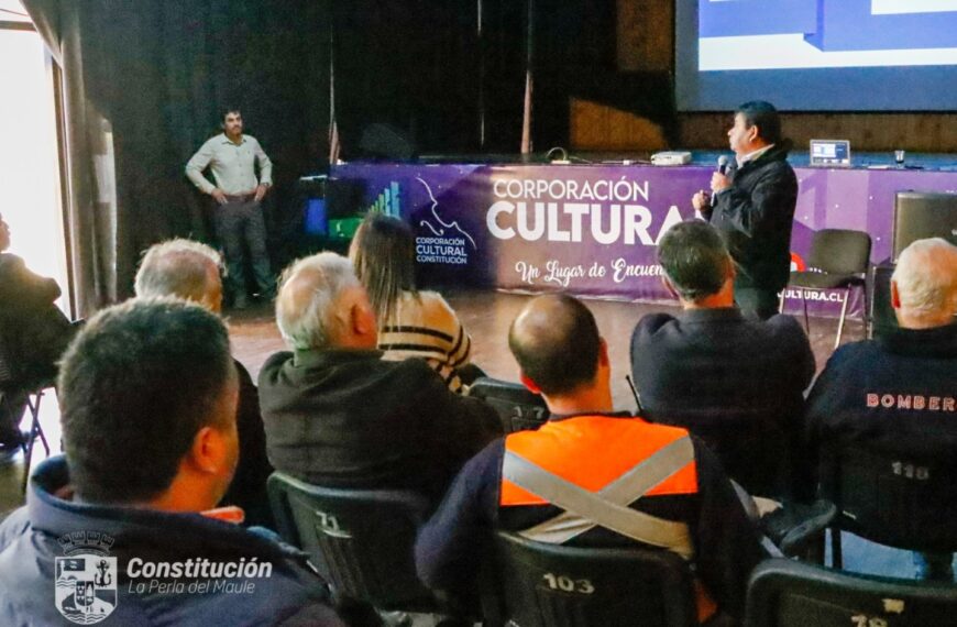 CONSTITUCIÓN REFUERZA SU PLAN COMUNAL DE EMERGENCIA CON UN CONVERSATORIO…