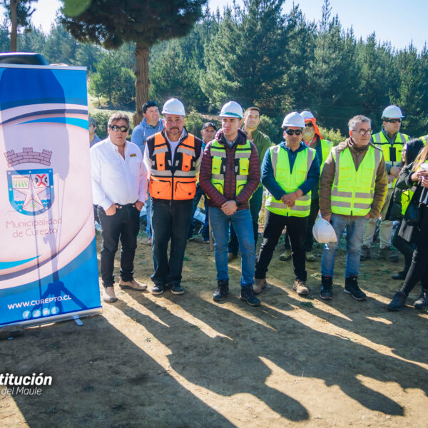  CON EMOCIÓN Y ESPERANZA: COMUNIDADES RURALES CELEBRAN INICIO DE PAVIMENTACIÓN…