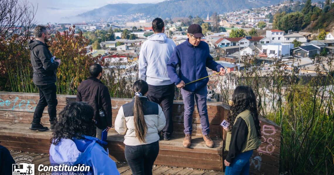 MUNICIPALIDAD DE CONSTITUCIÓN INICIA TRABAJO EN TERRENO PARA RECUPERAR Y TRANSFORMAR EL CERRO MUTRUN EN UN ESPACIO SEGURO Y COMUNITARIO.