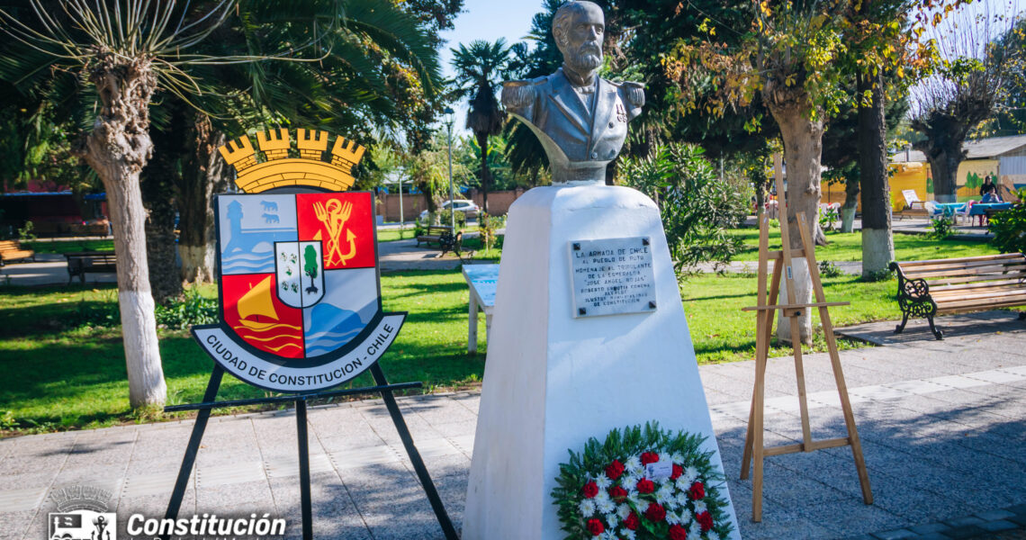 COMUNIDAD EDUCATIVA DE PUTÚ RINDE EMOTIVO HOMENAJE A LAS GLORIAS NAVALES EN EL MES DEL MAR.