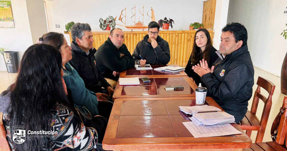 Municipio de Constitución en terreno: alcalde llega a la Zona Sur para escuchar a los vecinos y gestionar soluciones.