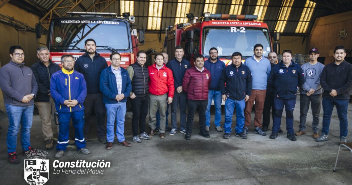 GOBERNADOR Y ALCALDE REAFIRMAN COMPROMISO PARA CONSTRUIR CUARTEL DEFINITIVO DE BOMBEROS EN CONSTITUCIÓN.