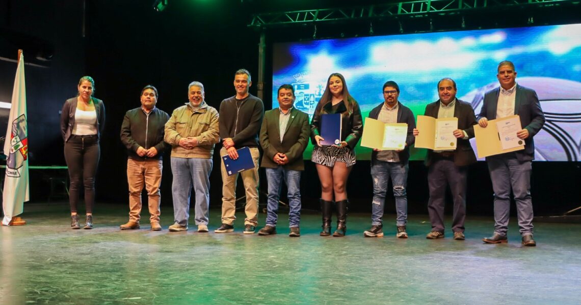 MÁS DE 30 MONITORES DEPORTIVOS SE CERTIFICARON EN CONSTITUCIÓN: TRAS TÉRMINO DE CAPACITACIÓN.
