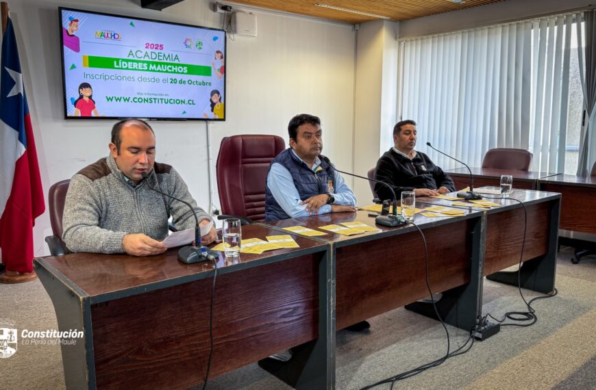 MUNICIPALIDAD DE CONSTITUCIÓN LANZA ACADEMIA SOCIAL Y DE LIDERAZGO PARA FORTALECER EL ROL DE DIRIGENTES COMUNITARIOS.