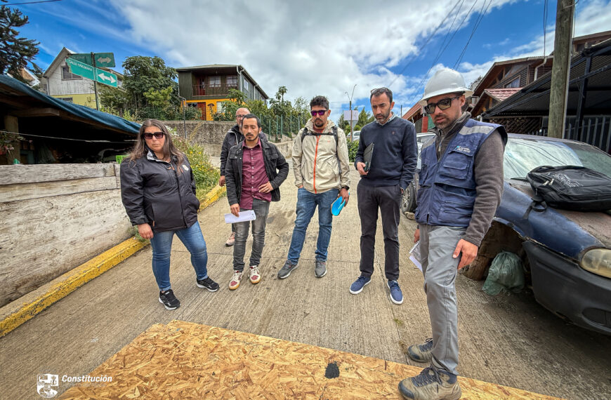 ENTREGA DE TERRENO PARA INICIAR OBRA DE PAVIMENTACIÓN PARTICIPATIVA EN CALLE OÑEDERRA, ENTRE PINTO Y RENGIFO: UNA GRAN MEJORA EN EL ACCESO A CERRO O’HIGGINS.