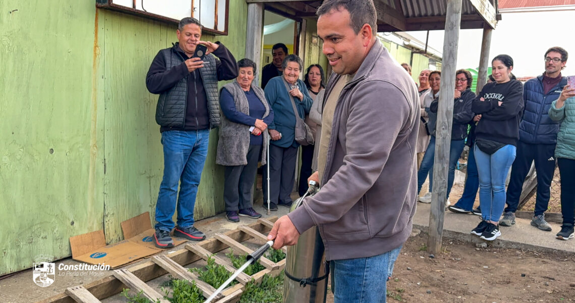 JUNTA DE VECINOS LAS CAMELIAS ADQUIRIÓ EXTINTORES PARA LOS VECINOS CON FONDEVE 2025: UNA DECISIÓN EN COMUNIDAD PARA MAYOR SEGURIDAD
