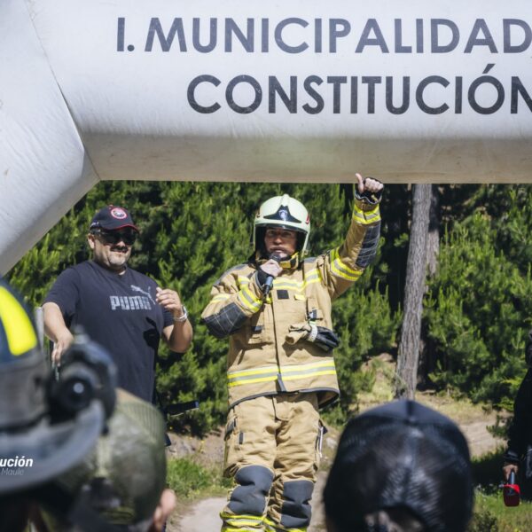BOMBEROS DE TODO CHILE SE REUNIERON EN CONSTITUCIÓN PARA VIVIR&hellip;