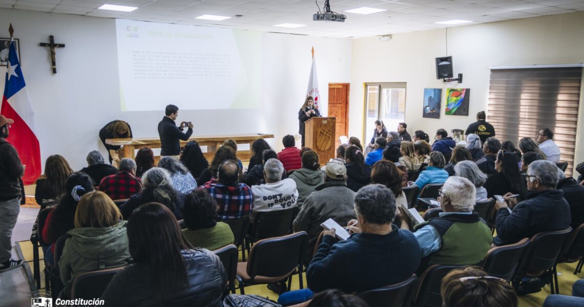 INICIAN LAS CLASES EN LA ACADEMIA SOCIAL Y COMUNITARIA EN CONSTITUCIÓN: 100 ESTUDIANTES BENEFICIADOS DE UNA INICIATIVA GRATUITA Y CERTIFICADA