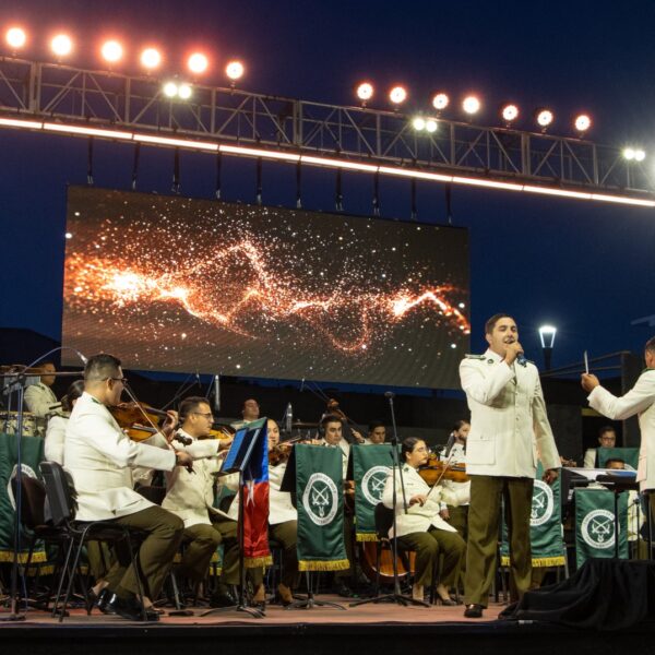 MULTITUDINARIA PRESENTACIÓN DEL ORFEÓN DE CARABINEROS LLENÓ DE MÚSICA Y&hellip;