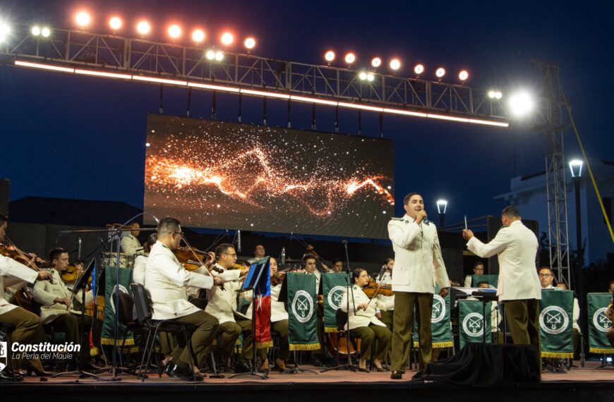 MULTITUDINARIA PRESENTACIÓN DEL ORFEÓN DE CARABINEROS LLENÓ DE MÚSICA Y EMOCIÓN LA PLAZAARTURO PRAT DE CONSTITUCIÓN: “ESTO ES EXACTAMENTE LO QUE QUEREMOS PARA NUESTRA COMUNA”