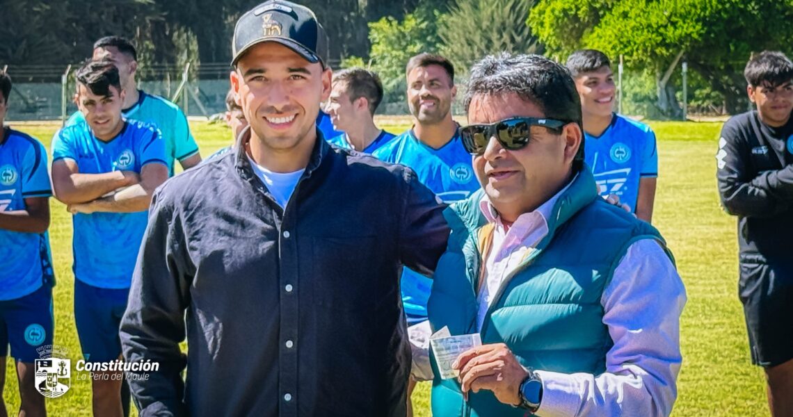 MUNICIPIO DE CONSTITUCIÓN CONCRETA CONVENIO QUE PERMITIRÁ AL CLUB DE FÚTBOL CONSTITUCIÓN UNIDO ENTRENAR EN RECINTO DE QUIVOLGO